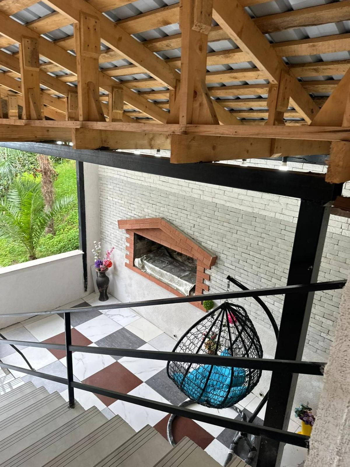 Гостьовий будинок Shamil House Махінджаурі Екстер'єр фото