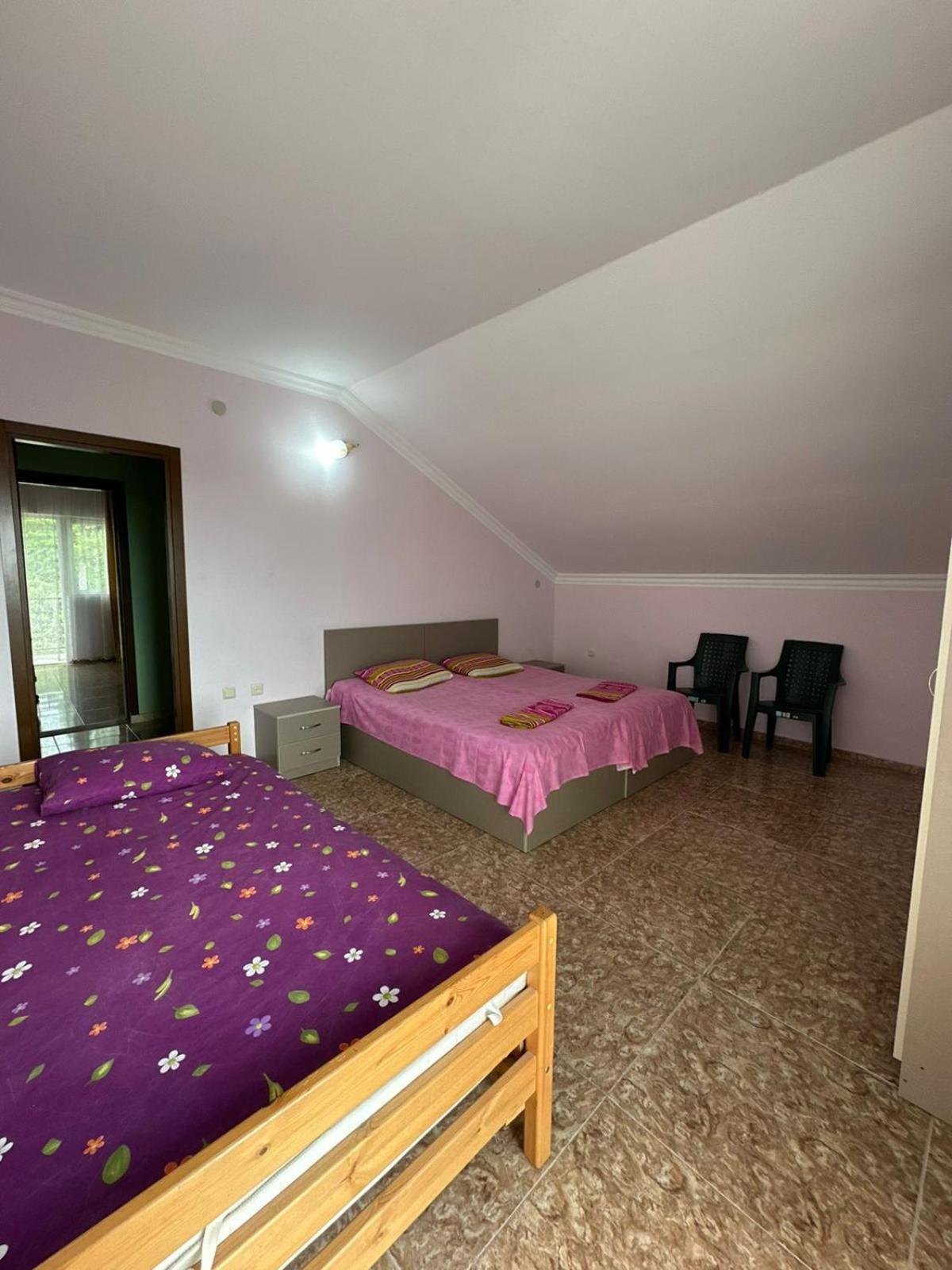 Гостьовий будинок Shamil House Махінджаурі Екстер'єр фото