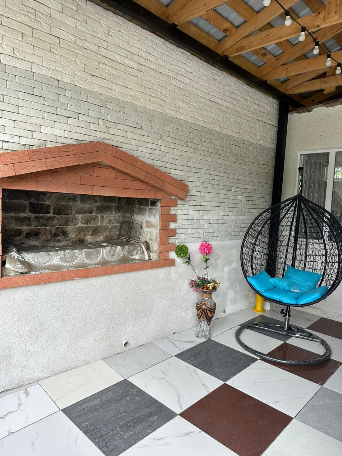 Гостьовий будинок Shamil House Махінджаурі Екстер'єр фото