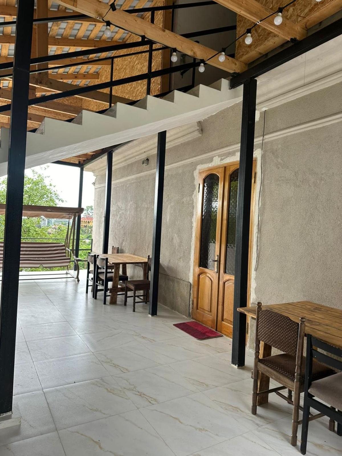 Гостьовий будинок Shamil House Махінджаурі Екстер'єр фото