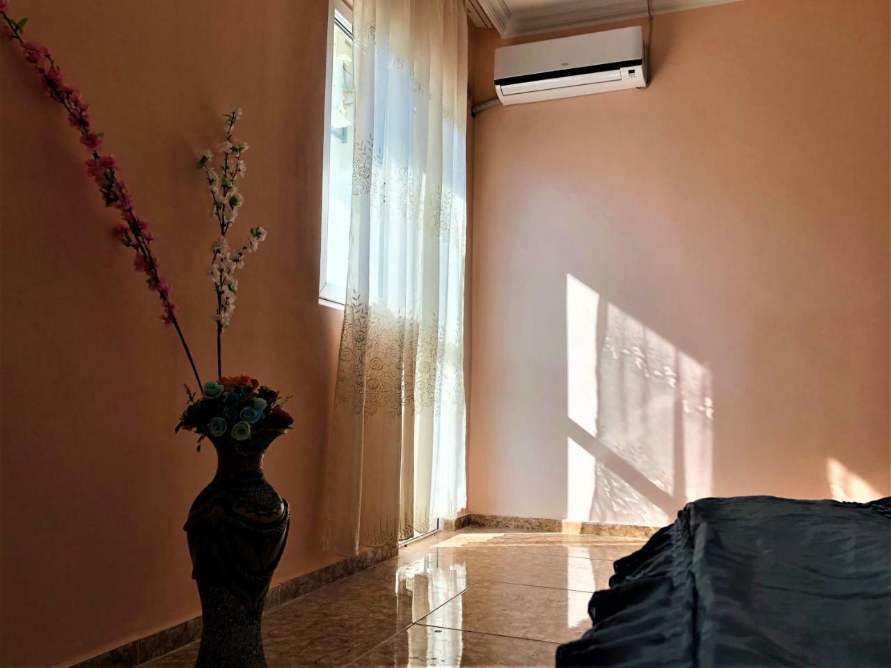 Гостьовий будинок Shamil House Махінджаурі Екстер'єр фото