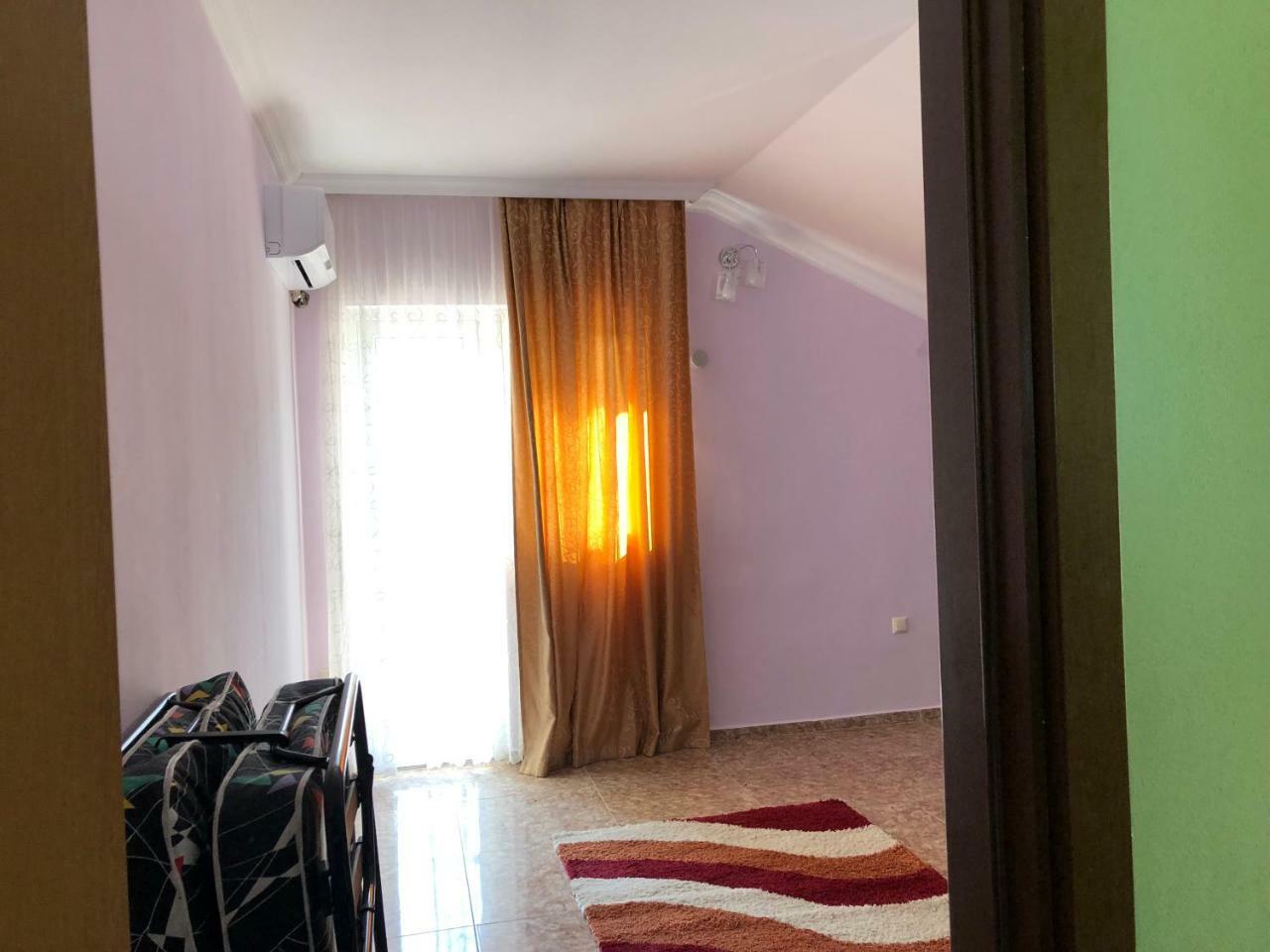 Гостьовий будинок Shamil House Махінджаурі Екстер'єр фото